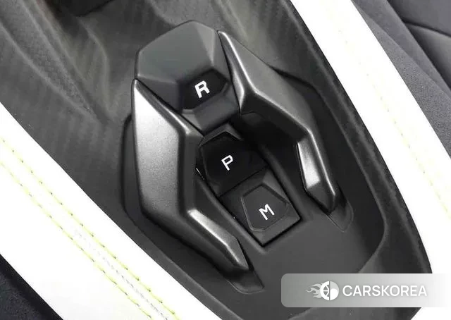 Lamborghini Revuelto id 3482045 из Кореи 17