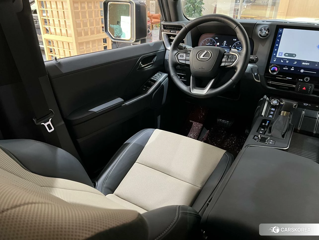Lexus GX id 4426845 из Китая 16