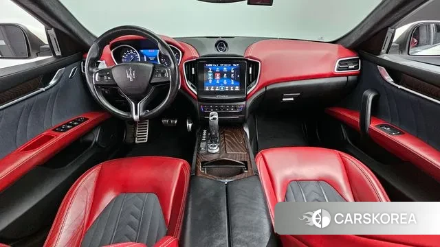 Maserati Ghibli id 3402633 из Кореи 17