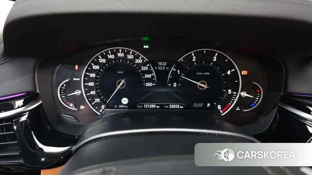 BMW 5 Series (G30) id 3005002 из Кореи 17