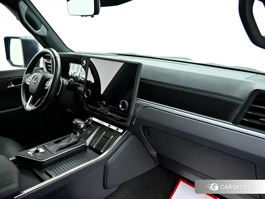 Lexus GX id 4599525 из Китая 34
