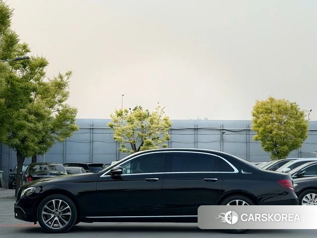 Mercedes-Benz E-class id 4208606 из Китая 14