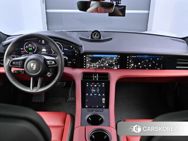Porsche Taycan id 4349097 из Кореи 17