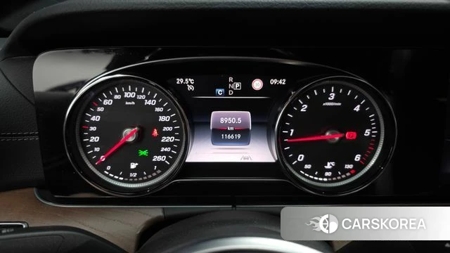 Mercedes-Benz E-Class W213 id 4712605 из Кореи 30