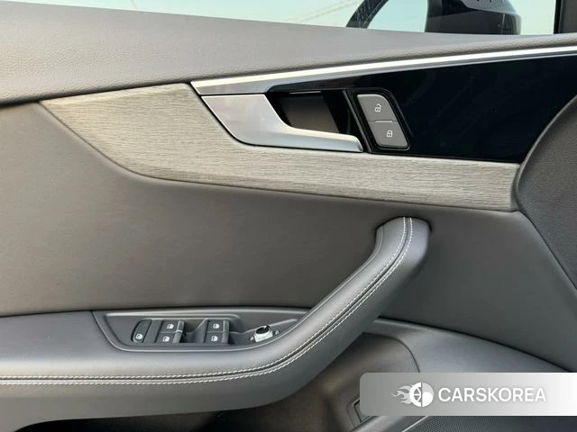 Audi A4L id 4229158 из Китая 20