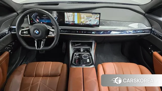 BMW 7 Series (G70) id 3446989 из Кореи 17