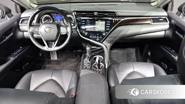 Toyota Camry (XV70) id 3308290 из Кореи 17