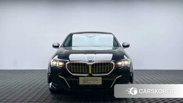BMW 5 series id 4263124 из Китая 12
