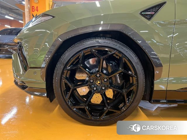 Lamborghini Urus id 4854103 из Кореи 17