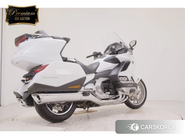 Проданный Honda GL1800 TOUR DCT 2020 из Японии, фото 5