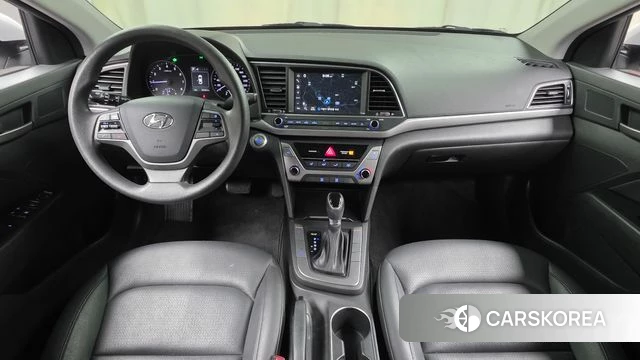 Hyundai Avante AD id 3911981 из Кореи 17