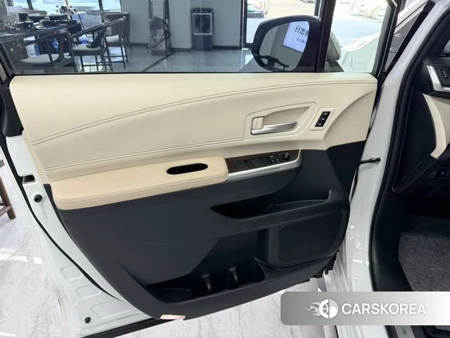 Toyota Grevia id 4301747 из Китая 18