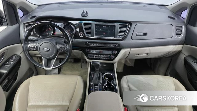Kia The New Carnival id 4448015 из Кореи 17