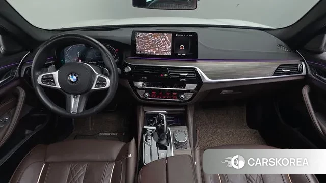 BMW 5 Series (G30) id 3044548 из Кореи 17