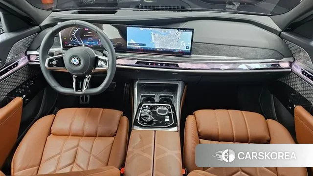 BMW 7 Series (G70) id 3036337 из Кореи 17