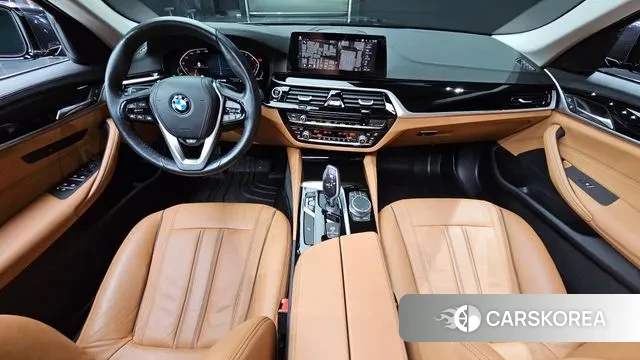 BMW 5 Series (G30) id 3519928 из Кореи 17