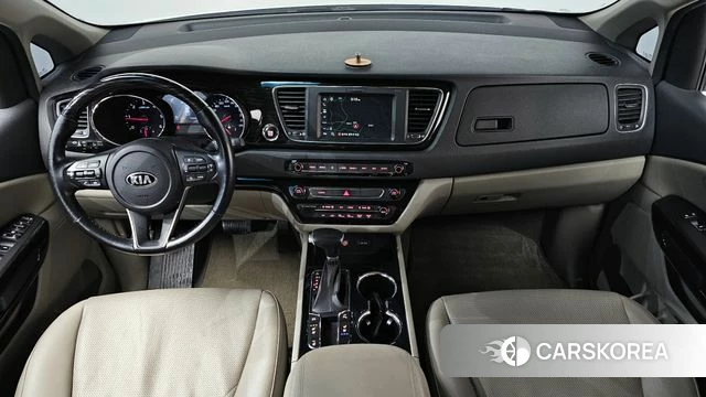 Kia The New Carnival id 4188331 из Кореи 17