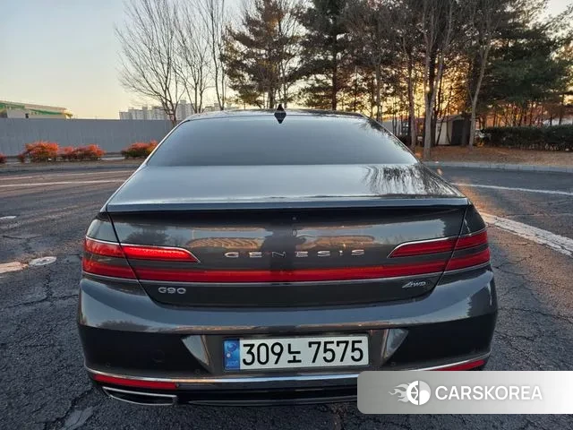 Genesis G90 id 3546170 из Кореи 17