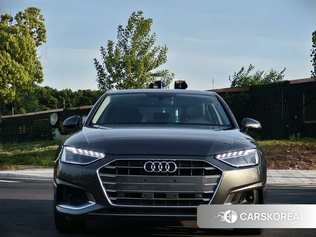 Audi A4L id 4300283 из Китая 18