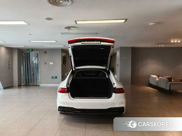 Audi A7 id 4240298 из Китая 17