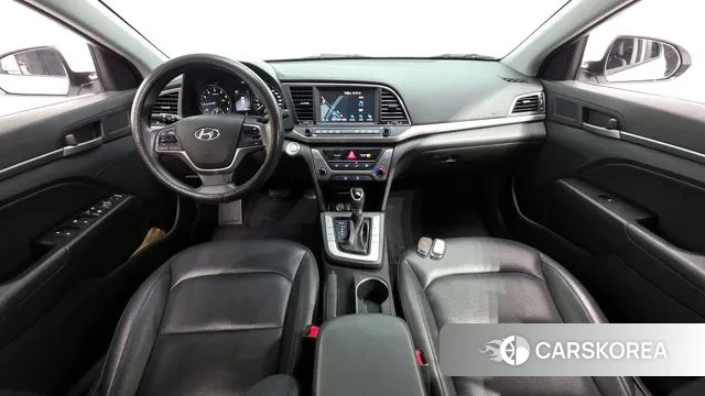 Hyundai Avante AD id 3647211 из Кореи 17