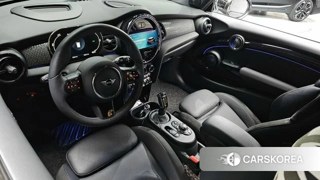 Mini Cooper Electric id 3841741 из Кореи 17