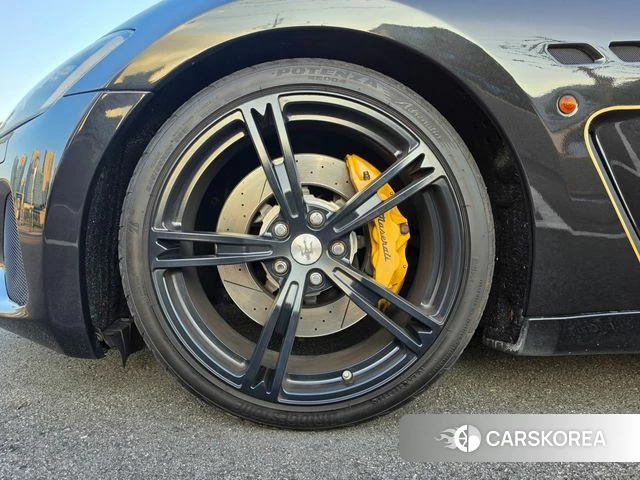 Maserati GranTurismo id 4677969 из Кореи 17