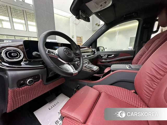 Mercedes-Benz V-class id 4300273 из Китая 21