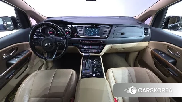 Kia All New Carnival id 3024620 из Кореи 17