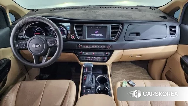 Kia The New Carnival id 3509551 из Кореи 17