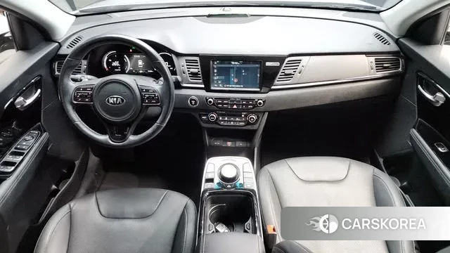 Kia Niro EV id 3509017 из Кореи 17