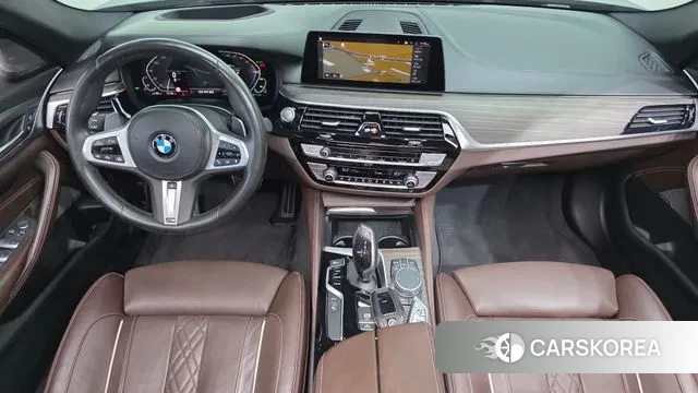 BMW 5 Series (G30) id 2976083 из Кореи 17