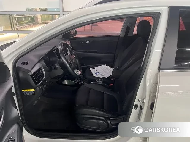 Kia Stonic id 2971610 из Кореи 8