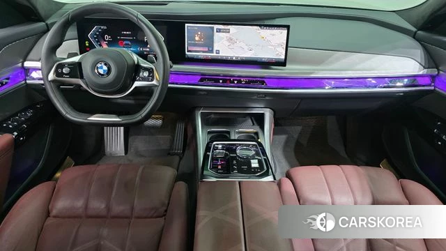 BMW 7 Series (G70) id 3818007 из Кореи 17