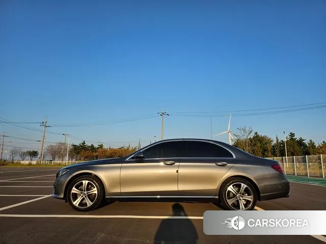 Mercedes-Benz E-Class W213 id 3504971 из Кореи 7