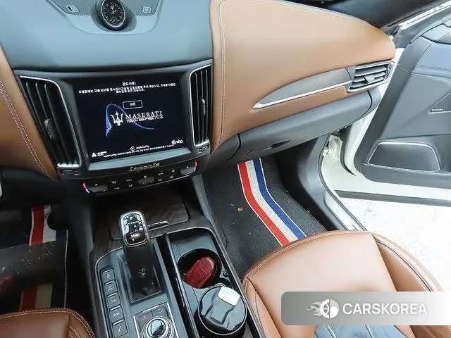 Maserati Levante id 3788985 из Кореи 17