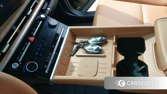 Hyundai Santa Fe (MX5) id 4206519 из Кореи 14