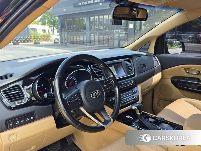 Kia The New Carnival id 4628720 из Кореи 17