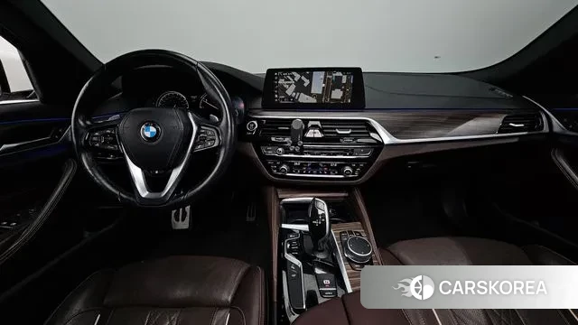 BMW 5 Series (G30) id 3563406 из Кореи 17