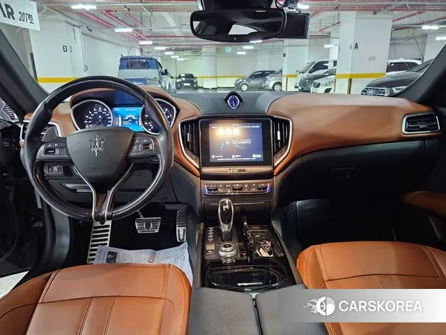 Maserati Ghibli id 3315545 из Кореи 17