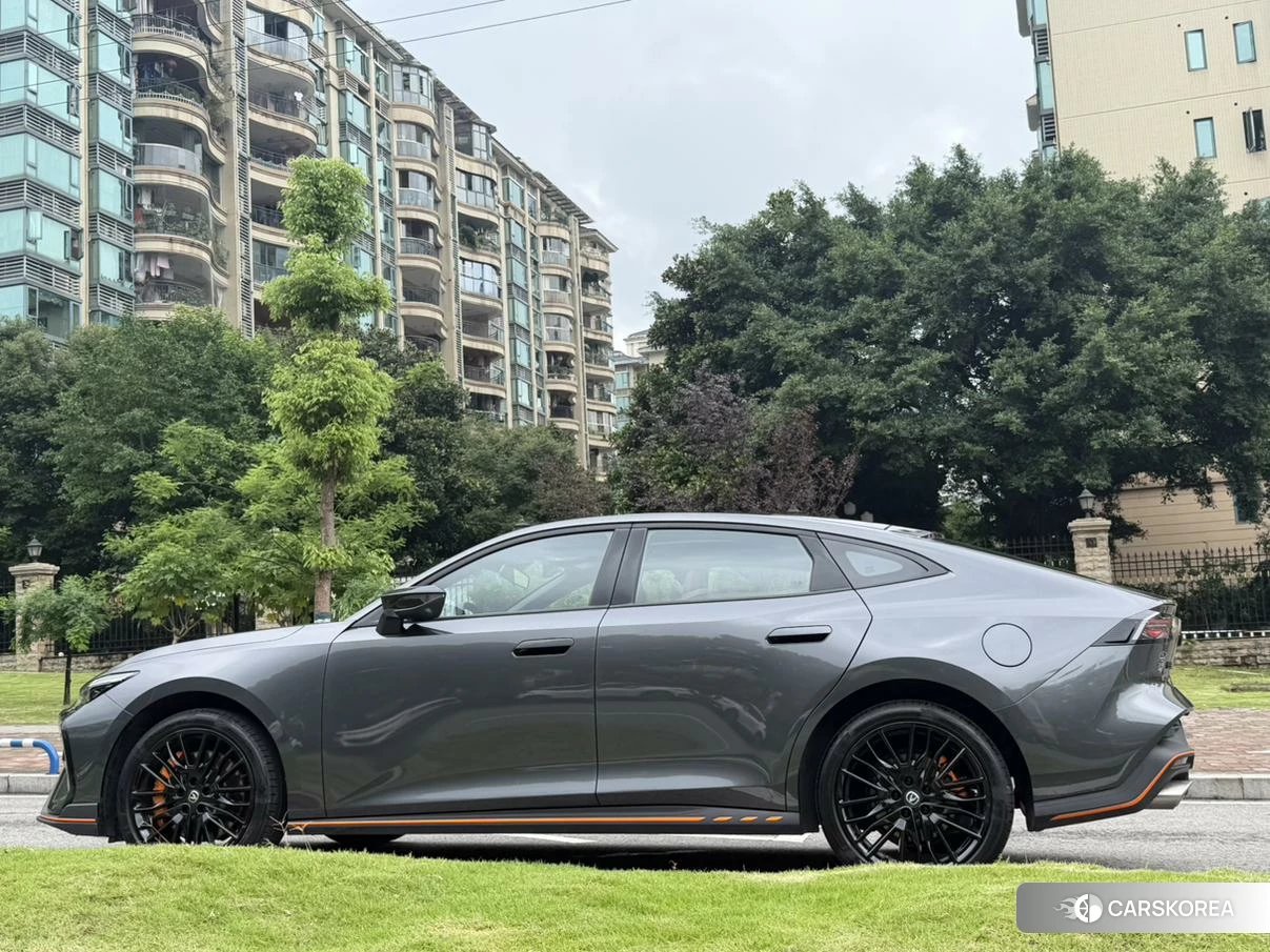 Chang'an UNI-V id 4479826 из Китая 18