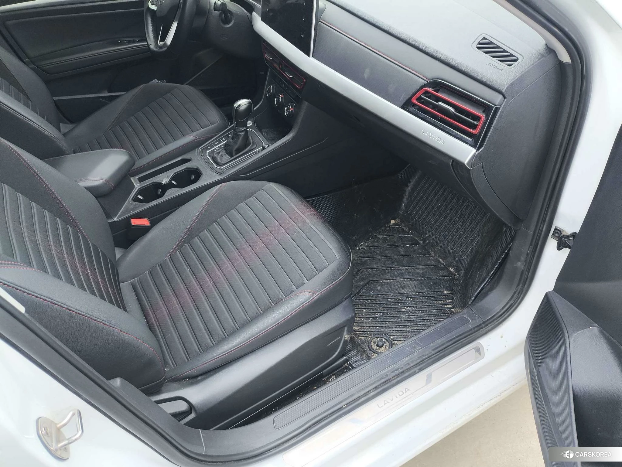 Volkswagen Lavida id 4407380 из Китая 9