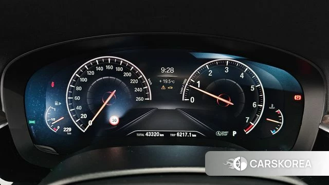 BMW 5 Series (G30) id 4225347 из Кореи 29