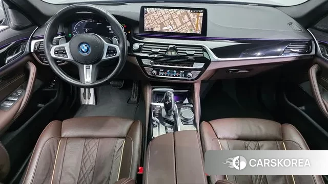 BMW 5 Series (G30) id 3746355 из Кореи 17