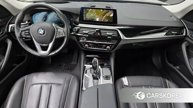 BMW 5 Series (G30) id 3736815 из Кореи 17