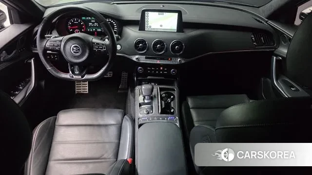 Kia Stinger id 3593170 из Кореи 17