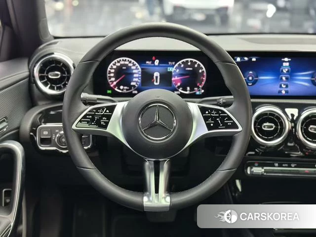 Mercedes-Benz Class A id 4279370 из Китая 13