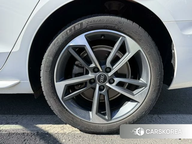 Audi A4L id 4275776 из Китая 19