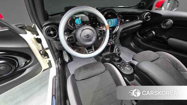 Mini Cooper S id 4528615 из Кореи 17