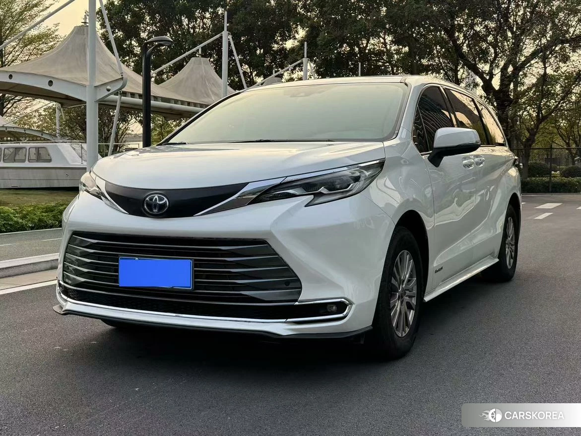 Toyota Saina id 4452167 из Китая 7